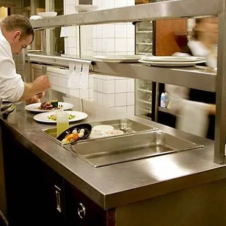 Bayview Hotel 4*